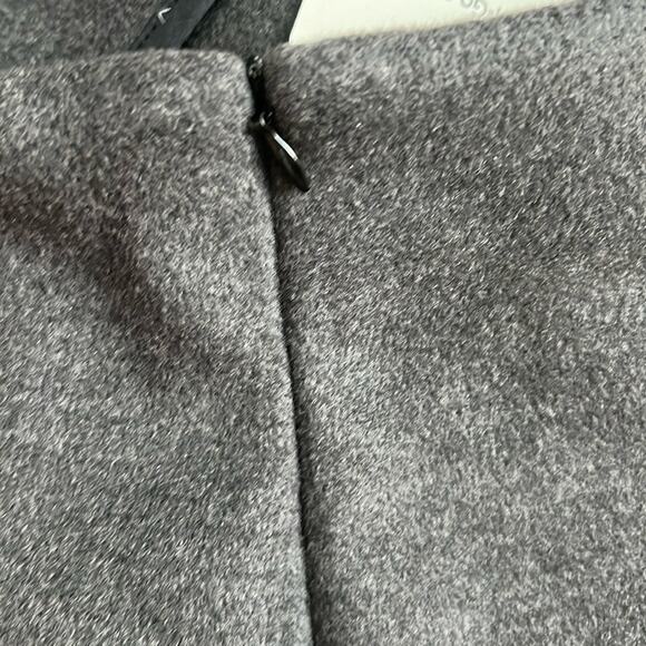 NWT FALL 2025! COMMENSE gray felt mini skirt white t… - Picture 2 of 6